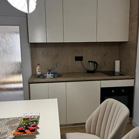 Emina Free Garage Апартаменты *